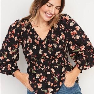 Old Navy V-Neck Smocked Long Sleeve Floral Blouse Top Women’s XXL